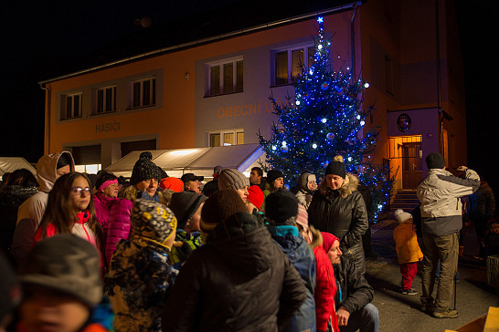 Rozsvícení stromečku v Mladém Smolivci 2017