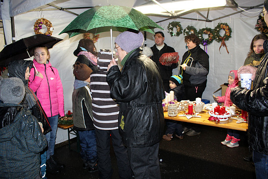 Tradiční rozsvícení stromků a začátek adventu u nás - 2018