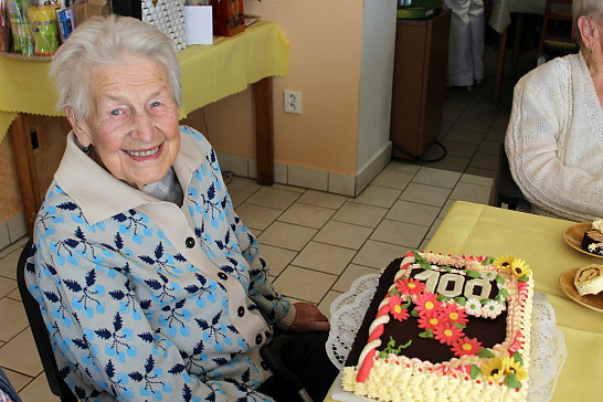 Paní Velíšková oslavila stovku
