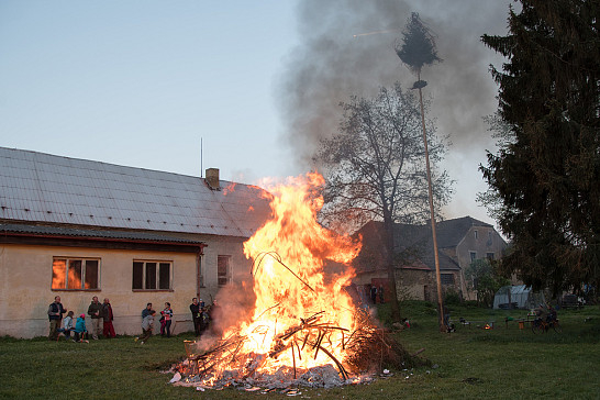 Hlídání májky v Dožicích 30.4.2019