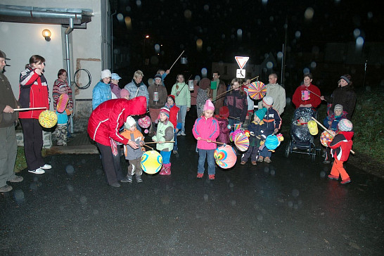 Lampiónový průvod Dožice 2010