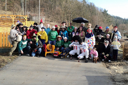 Maškarní průvod v Radošicích