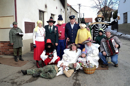 Maškarní průvod v Budislavicích