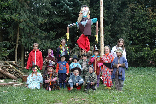 Májka a pálení čarodějnice